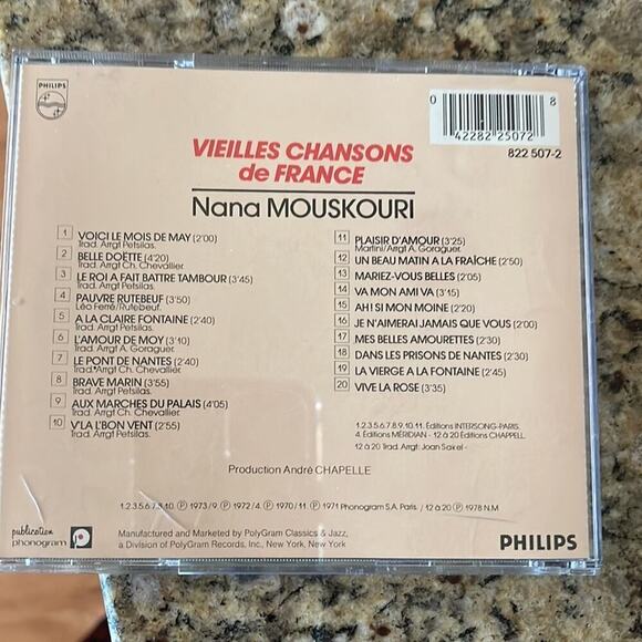 CD   Electronics NANA MOUDKOURI MUSIC FRENCH. BEAUTIFUL VOICE - Picture 4 of 4